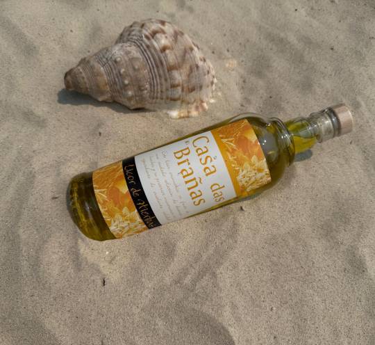 LICOR DE HIERBAS